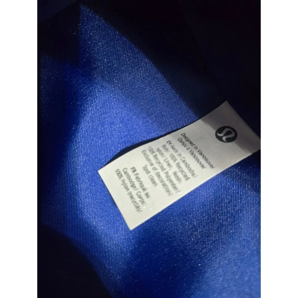 Lululemon Slouchy Sling Bag Psychic Blue RVSD Nylon Crossbody LU9CACS NWT - Picture 6 of 11